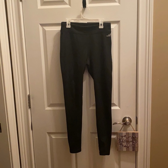 soft/black leggings EUC - Picture 1 of 2